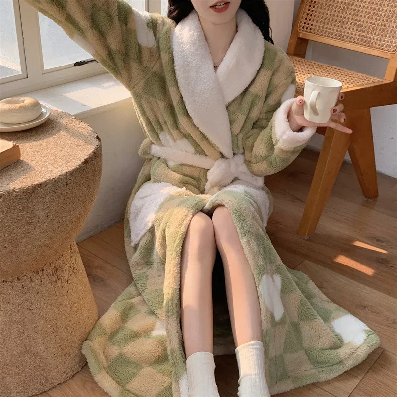 Imagen de Pijama de Invierno Cálido para Mujer