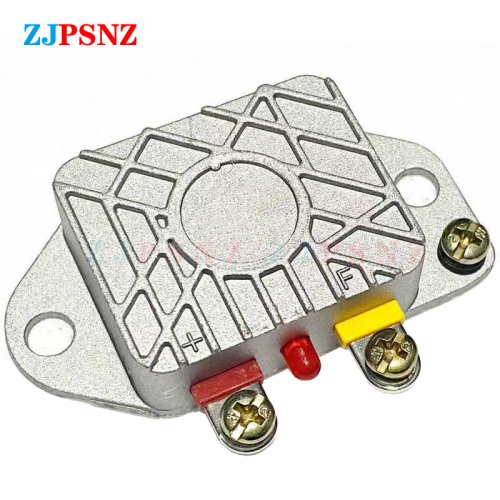 Afbeelding van Betrouwbare Auto Spanningsregelaar 1500W - 12V/24V/14V/28V