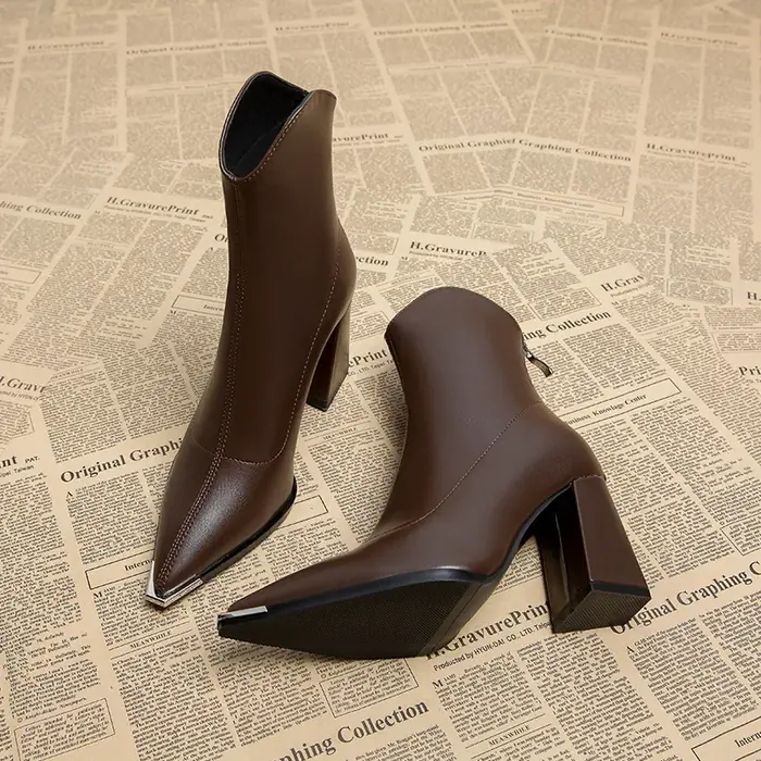 Image de Bottines Femme à Talon Carré - Élégantes & Chaudes