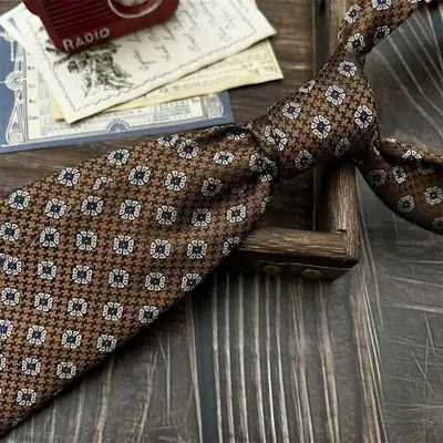 Image de Cravate Homme 7cm - Élégante & Formelle