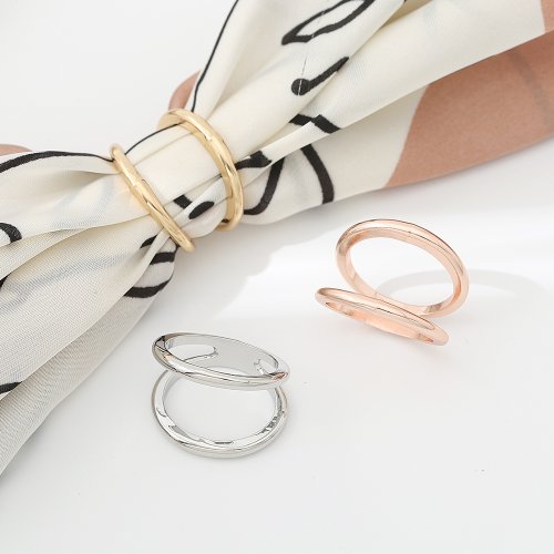 Afbeelding van Elegante Sjaalclip met Legering Broche - Versierde Pin voor Vrouwen, Effene Kleur, Perfect voor Hijab en Omslagdoeken