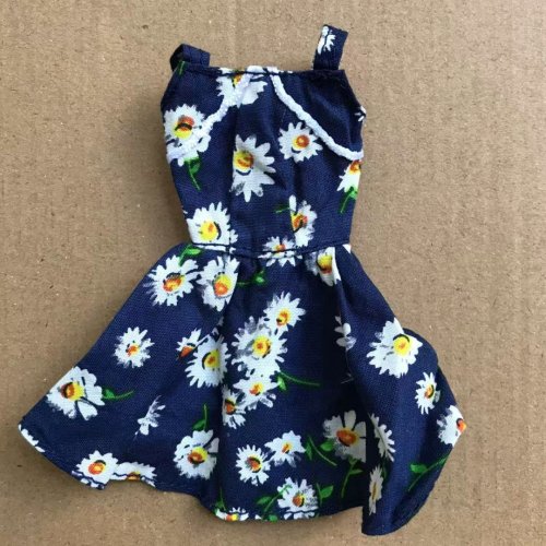 Vêtements uniquement N°18