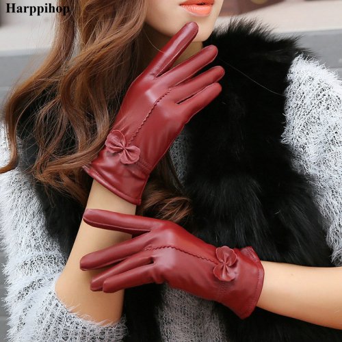 Immagine di Guanti in Pelle di Pecora Rossa - Moda Autunno-Inverno 2025