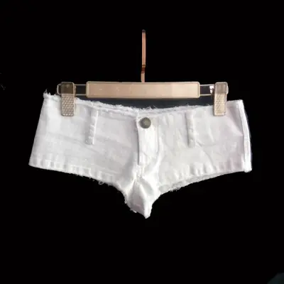 Image de Shorts en jean sexy court et mignon