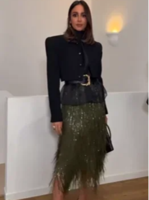 Image of Elegant Green Sequin Tassel Midi Skirt for Women – High Waist A-Line Party Dress Skirt with Sparkling Sequins and Flowing Fringe Details