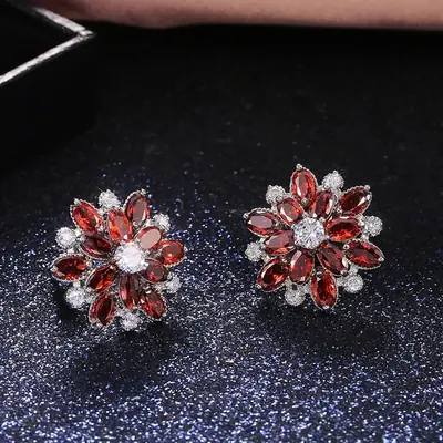Image de Boucles d'oreilles Fleur Argent 925 - Style Bling Élégant