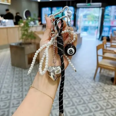 Image de Porte-clés Tissé à la Main - Accessoire Créatif et Unique