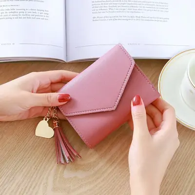 Image de Portefeuille Femme Mini Luxe en Cuir PU avec Glands