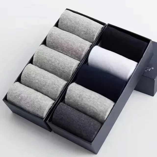 Immagine di 20 pz/lotto calzini da uomo in puro cotone plus size tinta unita casual ufficio affari calzini lunghi calzini da uomo morbidi e traspiranti EU39-48
