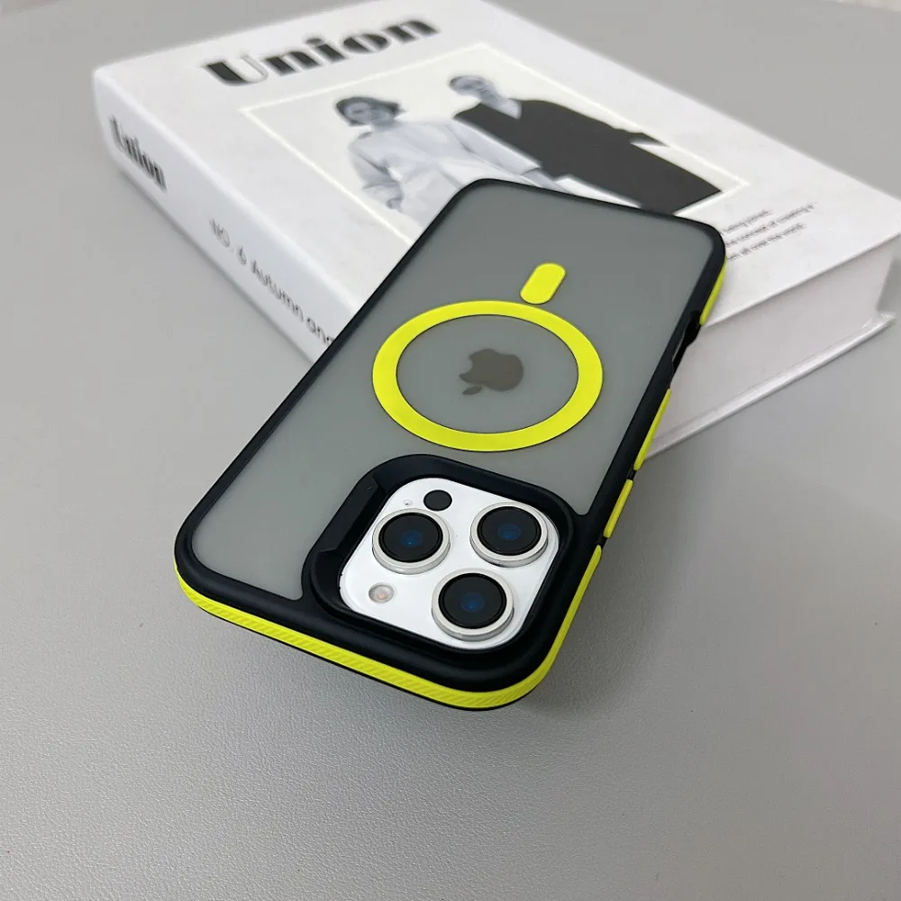 Bild von Magnetische Matt-Case mit MagSafe für iPhone – Stoßfest & Durchsichtig