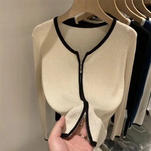 Image de Pull Tricoté Blanc Femme - Cardigan à Manches Longues