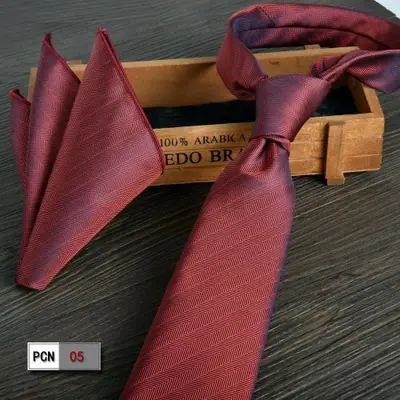 Image de Cravate homme rouge bordeaux + pochette de costume 2 pièces