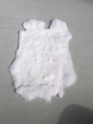 Image de Fourrure Véritable Douce & Naturelle - Idéale pour Bricolage et Décoration