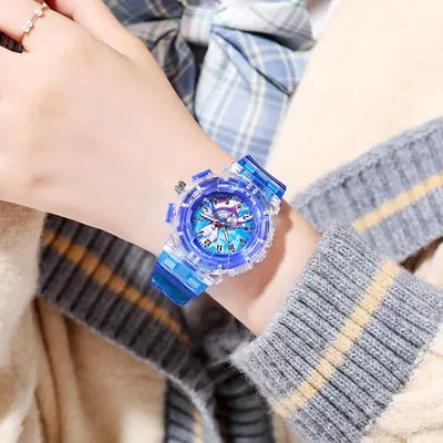 Image de Montre Lumineuse Enfant - Design Dessin Animé & Sport