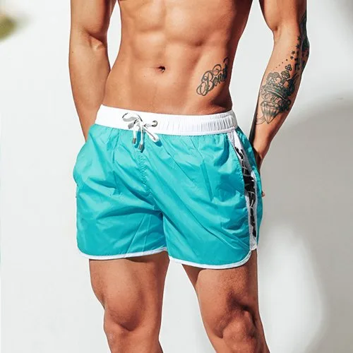 Aqua blau