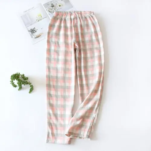 Women light pink