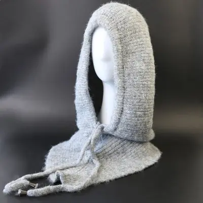 Image de Cagoule Hiver Femme - Écharpe Tricotée & Casquette Chaude