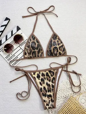 Image de Bikini Push-Up Léopard Pailleté - Élégance & Séduction