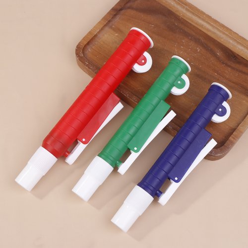 Image de Pompe à Pipette Rapide - Précision et Facilité d'Usage