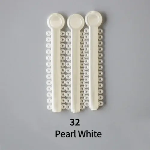 Perle White32