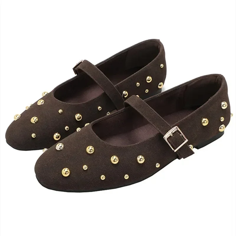Imagen de Zapatos Mary Jane con Remaches Dorados para Mujer