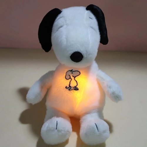 Afbeelding van Snoopy Witte Hond Pluche Knuffel met Rustgevende Ademhaling, Muziek en Licht – Zintuiglijke Slaapmetgezel voor Baby's en Kinderen