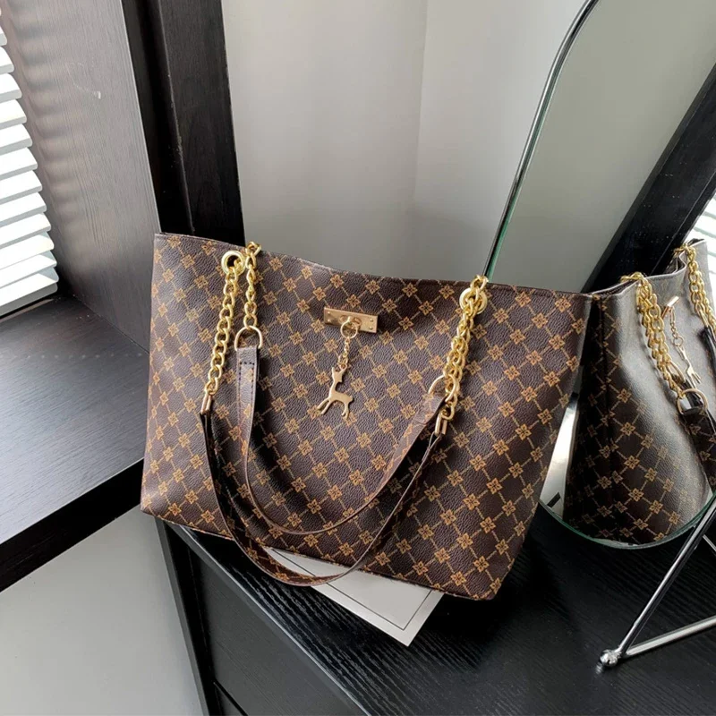 Bild von Neue Presbyopie Handtasche Textur Weiches Leder Große Kapazität Tote Frauen Tasche Mit Hängenden Zubehör Schulter Tasche
