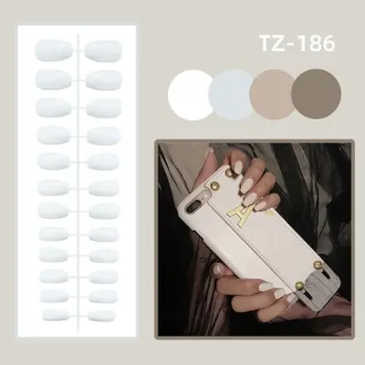 Image de Ongles Faux Français Mat avec Motif Feuilles de Rose