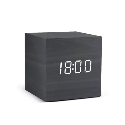 Image de Réveil Numérique en Bois Élégant avec Affichage LED