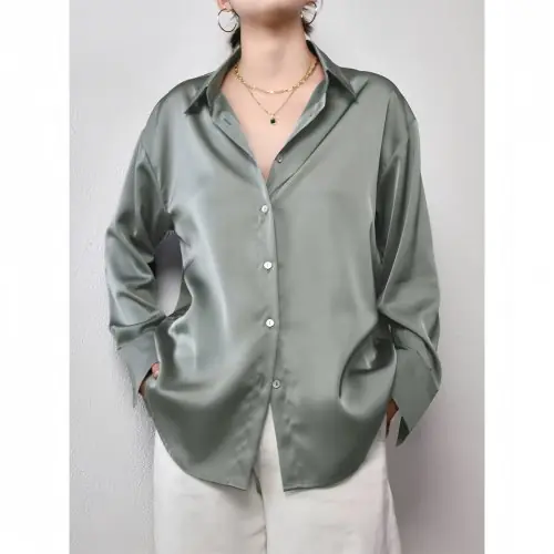 Image de Chemise Femme Satin Élégante - Tendance Coréenne