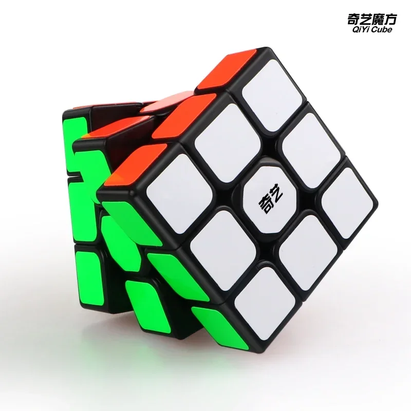 Immagine di Cubo Magico 3x3x3 Professionale Qiyi Sailing W – Velocità Elevata, Design Nero, Gioco Educativo per Bambini e Appassionati di Puzzle