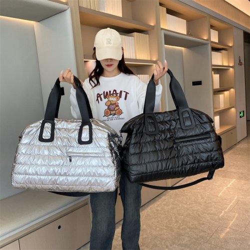 Bild von Wasserdichte Fitness-Tasche für Damen – Übungstasche mit Trocken- und Nassabteilung, ideal für Yoga, Schwimmen, Reisen und Sport, Einzelschulter-Trageoption