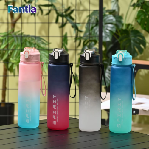 Immagine di Bottiglia Sportiva da 800 ml in Plastica Colorata, Impermeabile e Portatile per Allenamenti, Viaggi e Attività All'Aperto