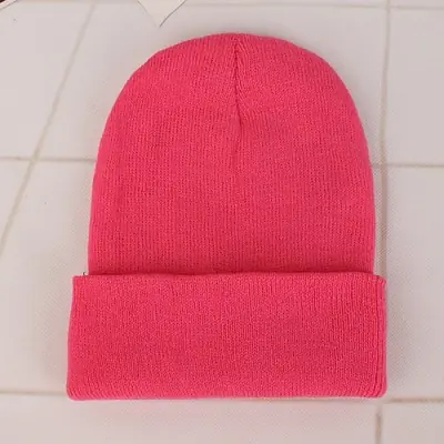Image de Bonnet Hiver Femme Tricoté - Chaud & Mignon
