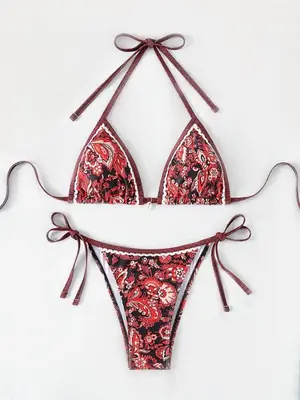 Image de Bikini String Triangulaire 2 Pièces - Été 2025