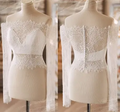 Image de Cape de Mariée en Dentelle Blanche - Élégance Moderne