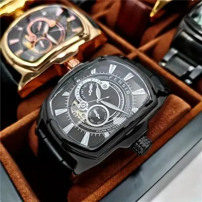 Image de Montre Punk Homme - Grand Cadran Lumineux & Calendrier