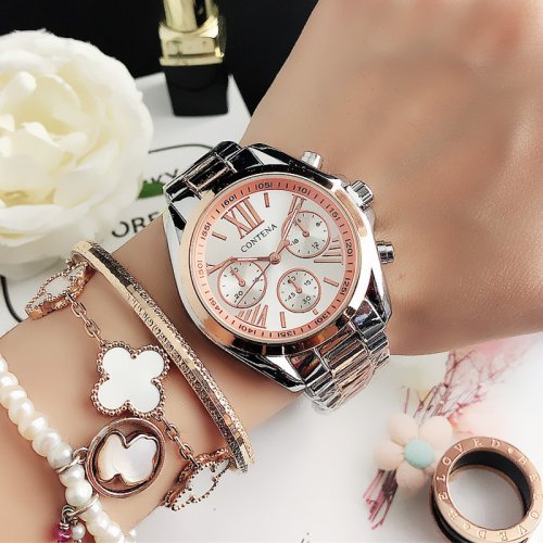 Image of Elegant Rose Gold Quartz Watch for Women with Stainless Steel Bracelet – Luxury Timepiece for Everyday Elegance