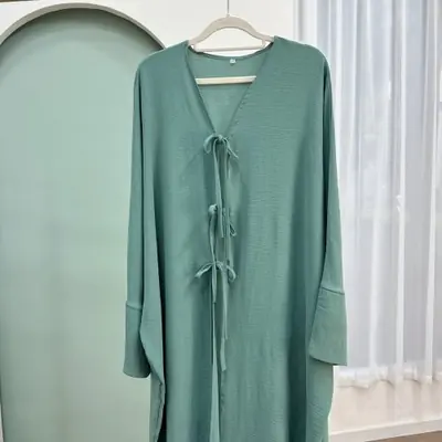 Image de Abaya Élégante - Robe Musulmane Modeste pour Ramadan & Eid