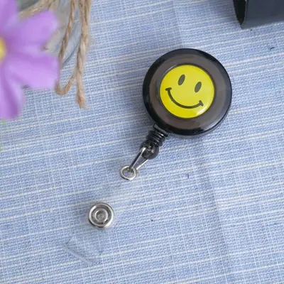 Image de Bobine de Badge Rétractable Médical - Design Rayons X