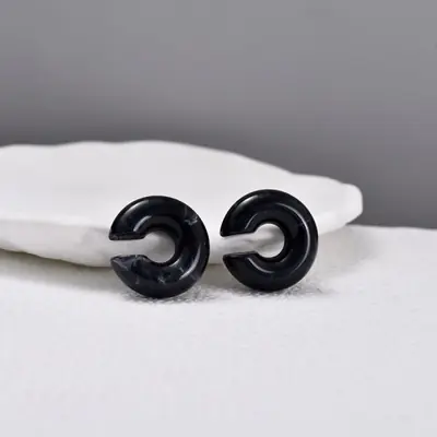 Image de Boucles d'oreilles à clip rondes colorées - Sans perçage