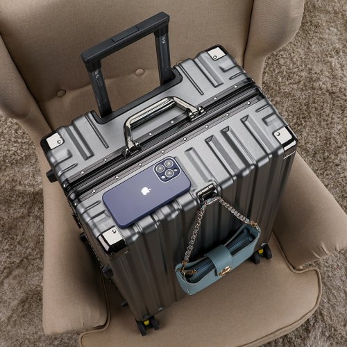 Image of Stylish Hard-Shell Rolling Luggage for Men and Women – Durable Trolley Suitcase with Silent Wheels, Large Capacity, and Fashionable Design for Travel and Boarding