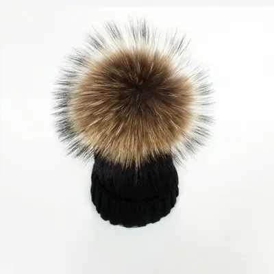 Image de Chapeaux Hiver Maman-Bébé en Fourrure Naturelle avec Pompons