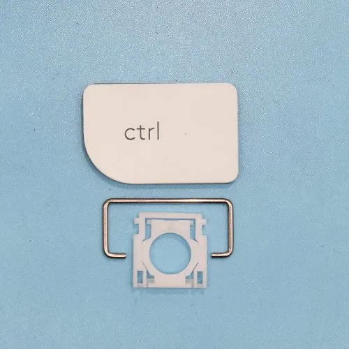 Biały Ctrl i zawias