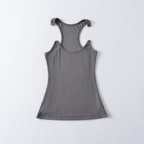 Gris oscuro