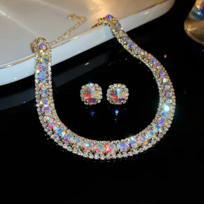 Image de Collier & Boucles d'oreilles Cristal - Ensemble de Mariée Luxe