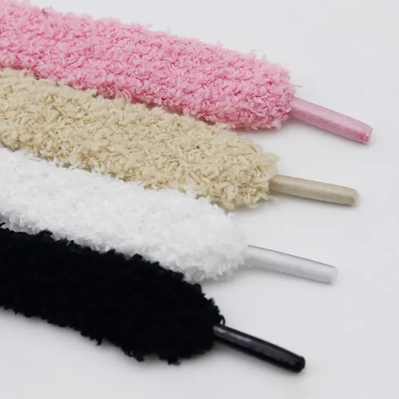 Immagine di Lacci Fuzzy Peluche 15 mm - Stile Autunno-Inverno Trendy