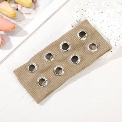 Image de Bandeau Punk Rock Élastique avec Oeillets - Style Décontracté
