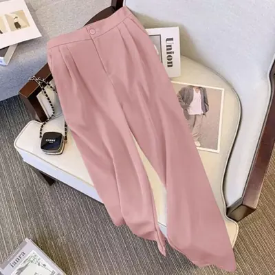 Image de Blazer Slim Femme Noir - Style Élégant Automne-Hiver 2023