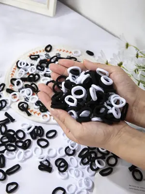 Image de 1000 Scrunchies Colorés pour Filles - Bandes de Cheveux Enfants